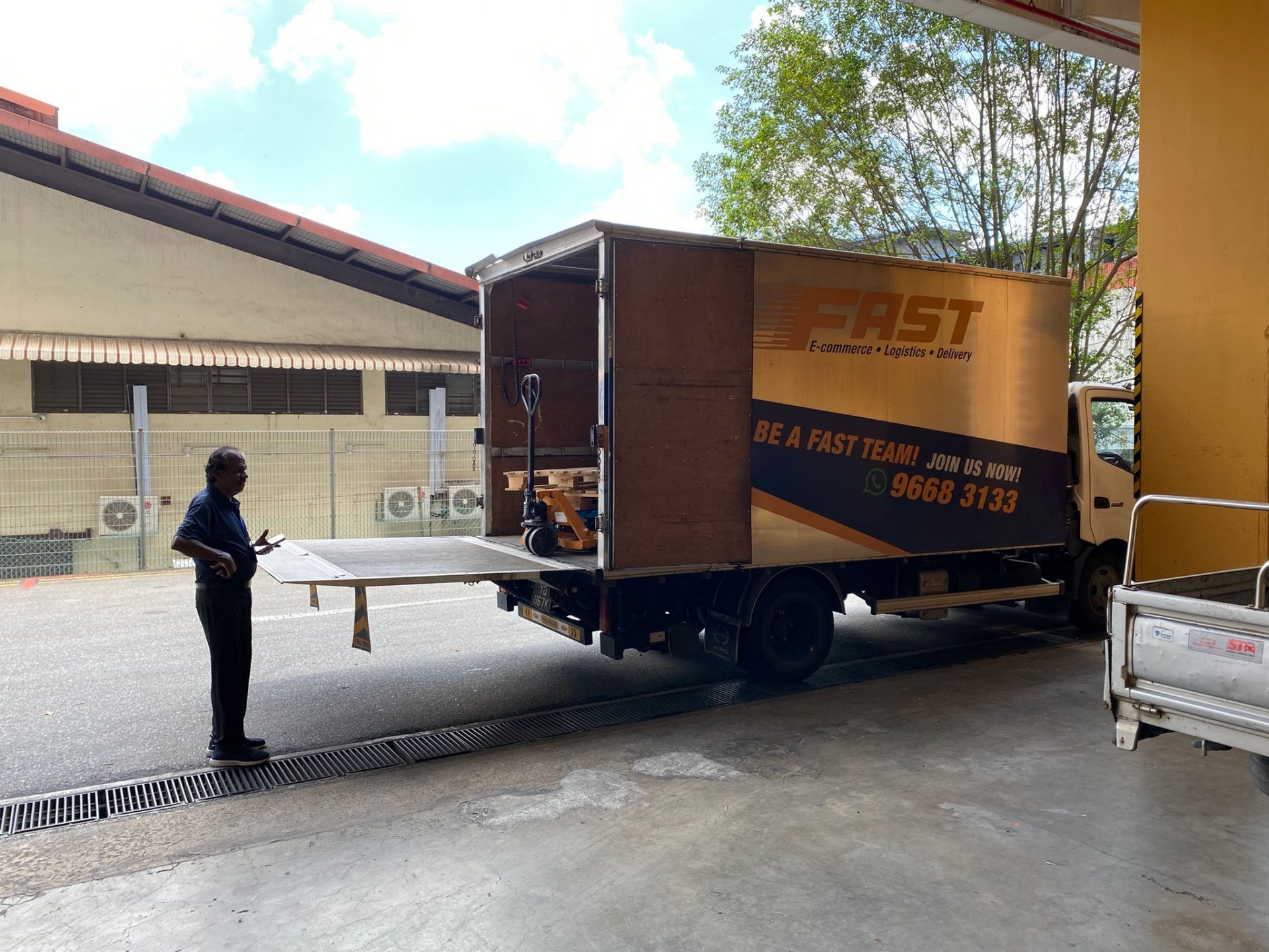 Fast Logistics - Logistic Company | Bizsquare Clients